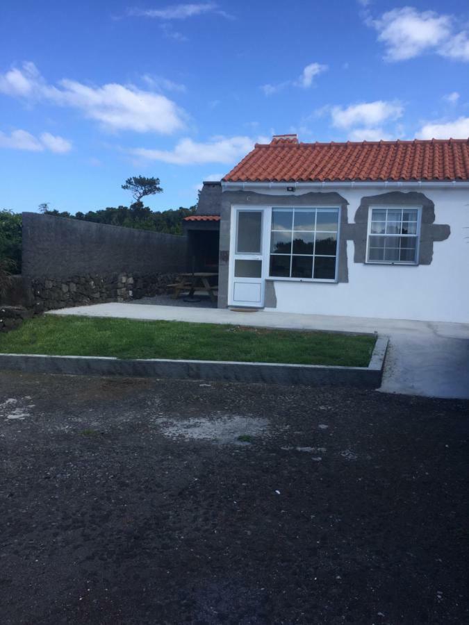 Casas do Navalhão São Roque do Pico Exterior foto