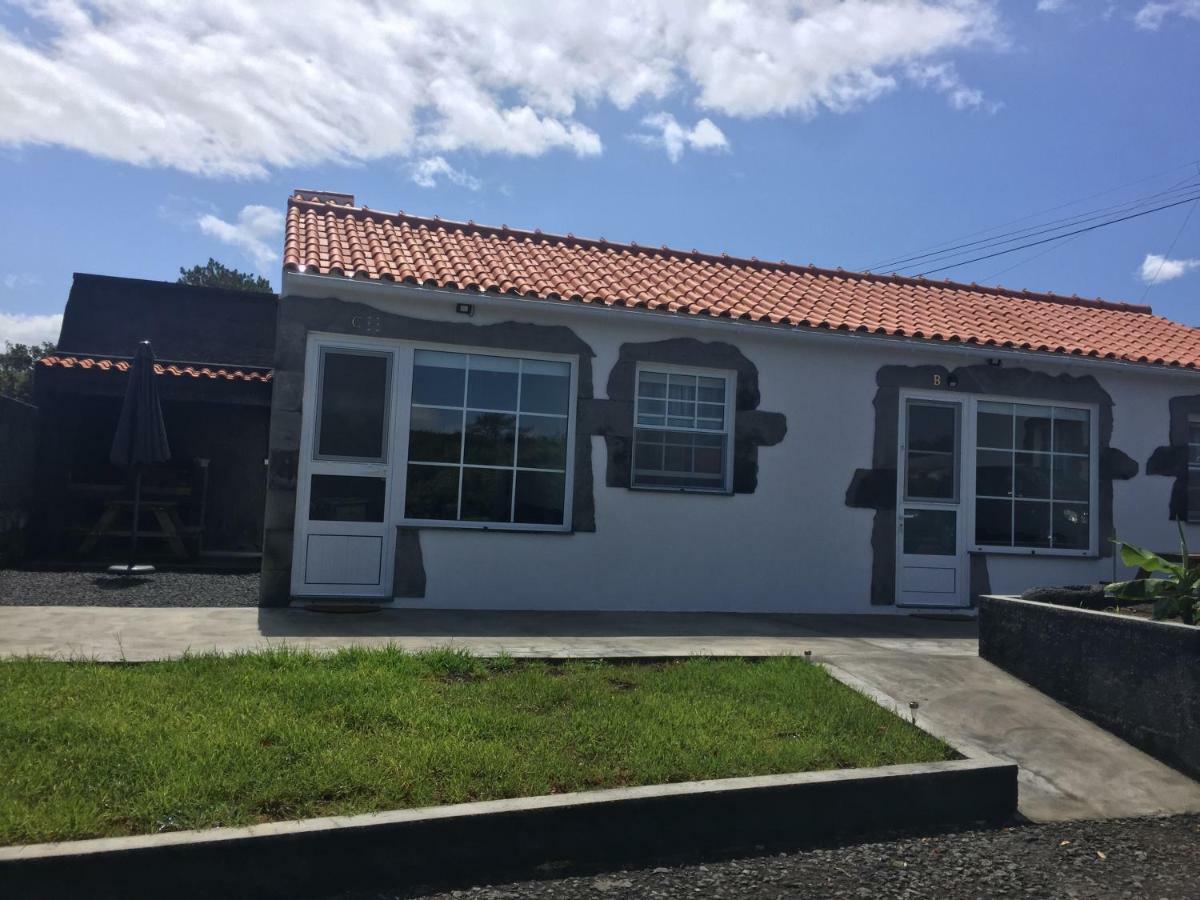 Casas do Navalhão São Roque do Pico Quarto foto